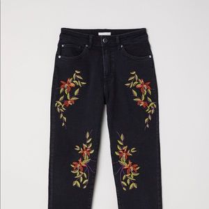 Flower embroidered jeans